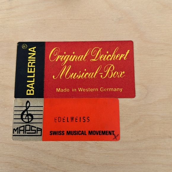 Vintage Hummel Wooden
Music Box - Picture 5 of 8